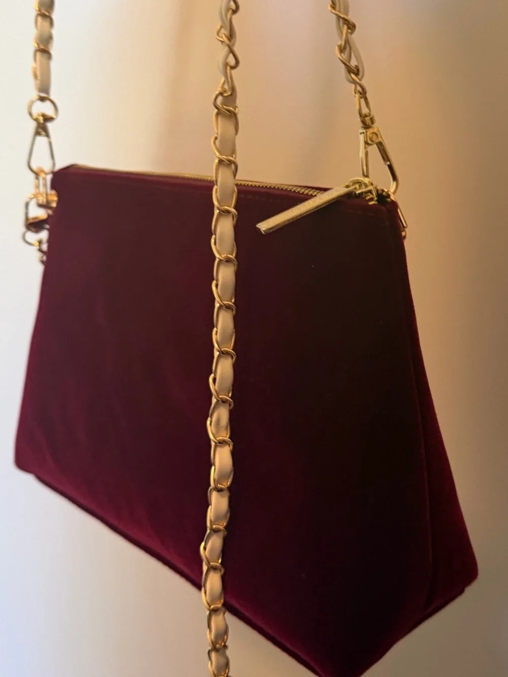 Dolce & Gabbana Maroon Beauty Bag Gwp/vip item 10